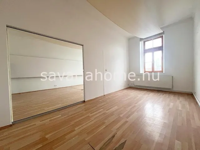 Kiadó kereskedelmi és ipari ingatlan Szombathely, Belváros 60 nm