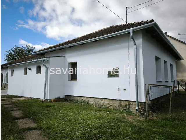 Eladó ház Ják 95 nm
