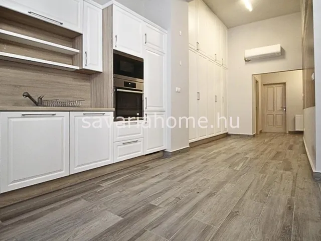 Kiadó lakás Szombathely, Belváros 115 nm
