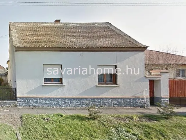 Eladó ház Pecöl 66 nm