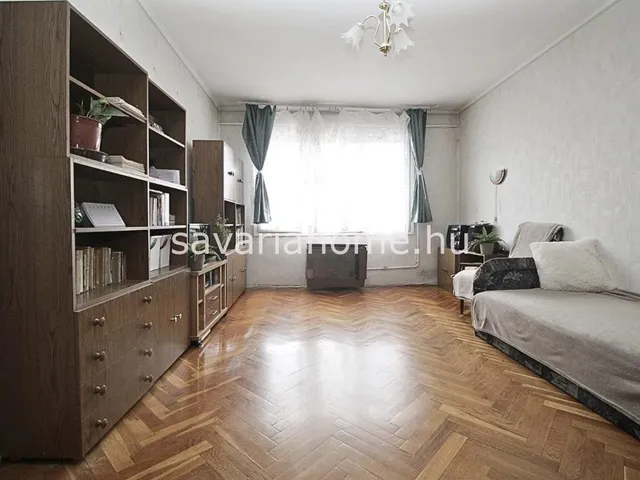 Eladó lakás Szombathely, Ifjúsági lakótelep 53 nm