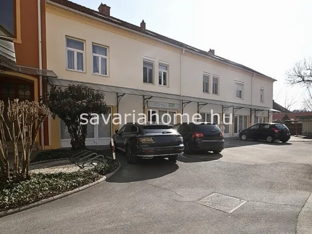 Eladó kereskedelmi és ipari ingatlan Szentgotthárd 328 nm