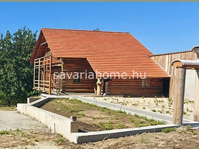 Eladó ház Csepreg 192 nm