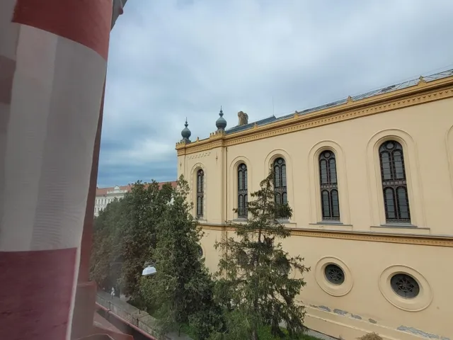 Eladó kereskedelmi és ipari ingatlan Pécs, Belváros 972 nm