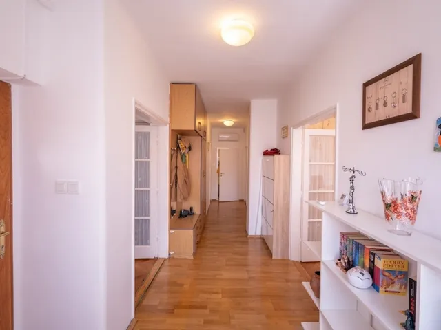 Eladó ház Pécs, Szabolcsfalu 186 nm