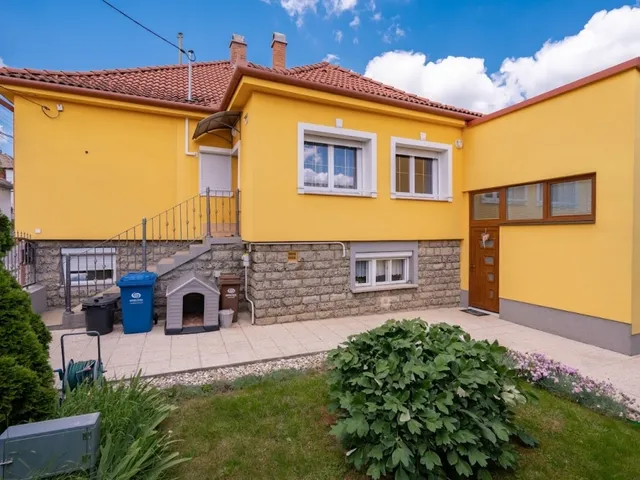 Eladó ház Pécs, Szabolcsfalu 186 nm