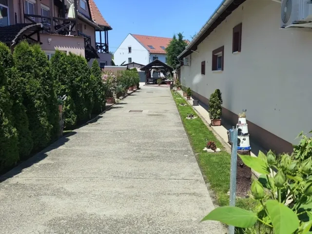 Eladó kereskedelmi és ipari ingatlan Harkány 540 nm