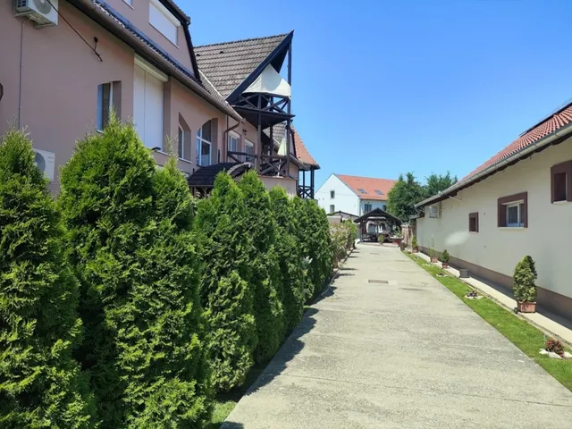 Eladó kereskedelmi és ipari ingatlan Harkány 540 nm