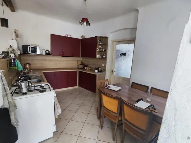 Eladó ház Pécs, Ledina 120 nm