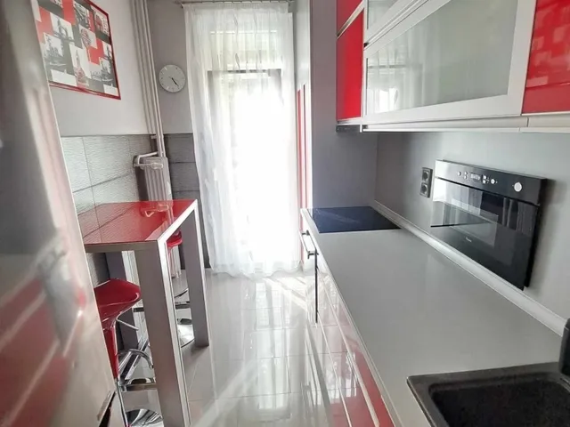 Kiadó lakás Pécs, Uránváros 54 nm