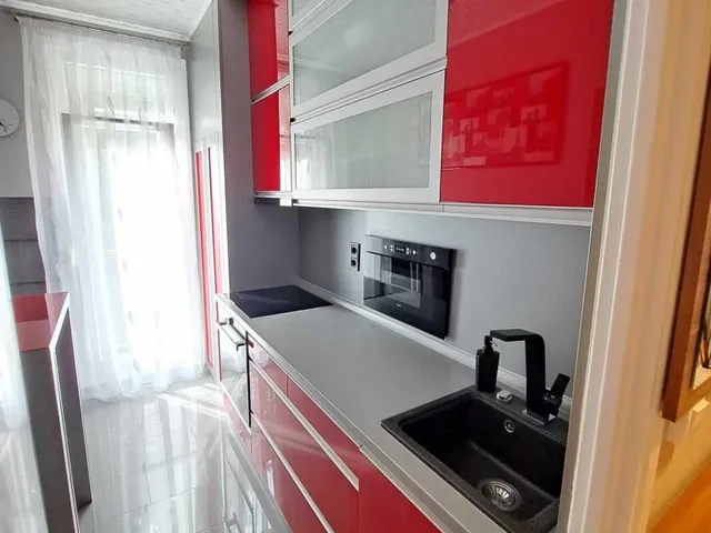 Kiadó lakás Pécs, Uránváros 54 nm