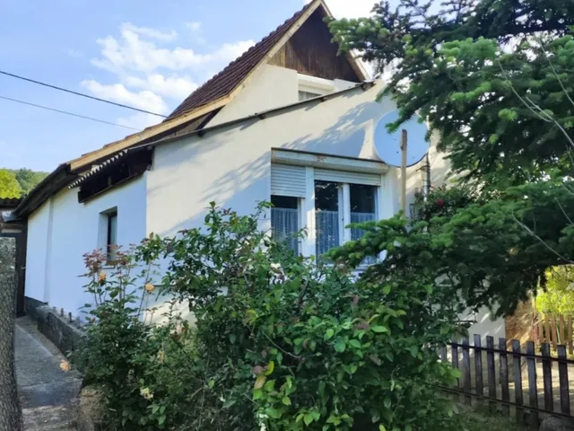 Eladó ház Pécs, Zsebedomb 45 nm