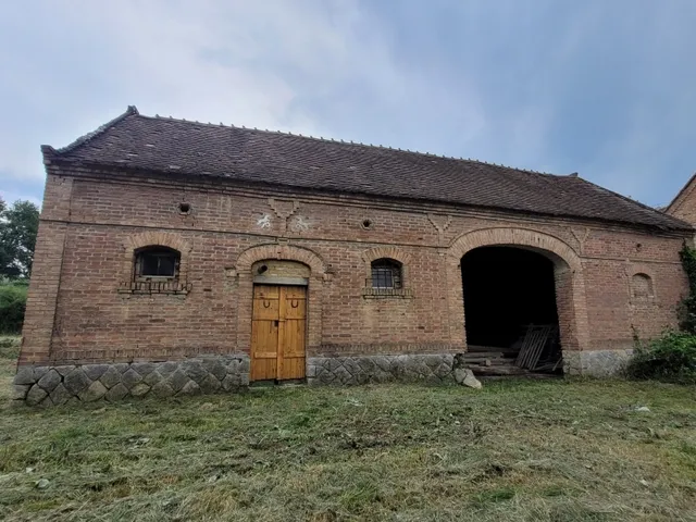 Eladó ház Szentkatalin 200 nm