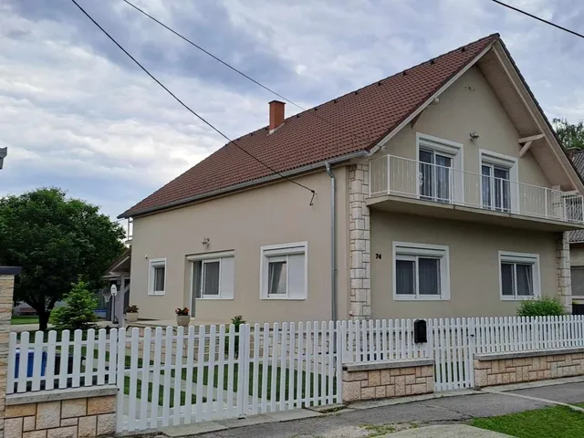 Eladó ház Harkány 230 nm
