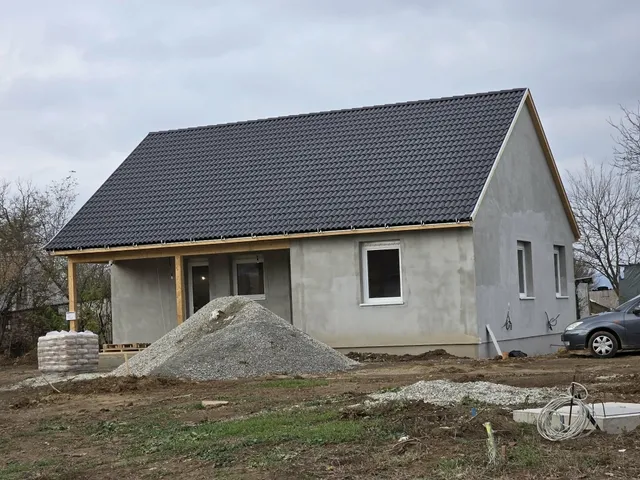 Eladó ház Kozármisleny 108 nm