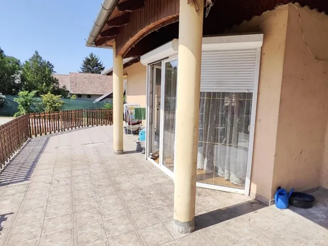 Eladó ház Bogád 126 nm