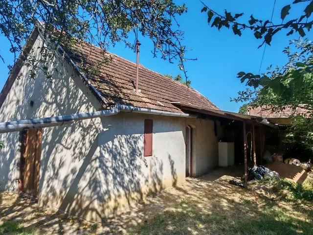 Eladó ház Szigetvár 30 nm