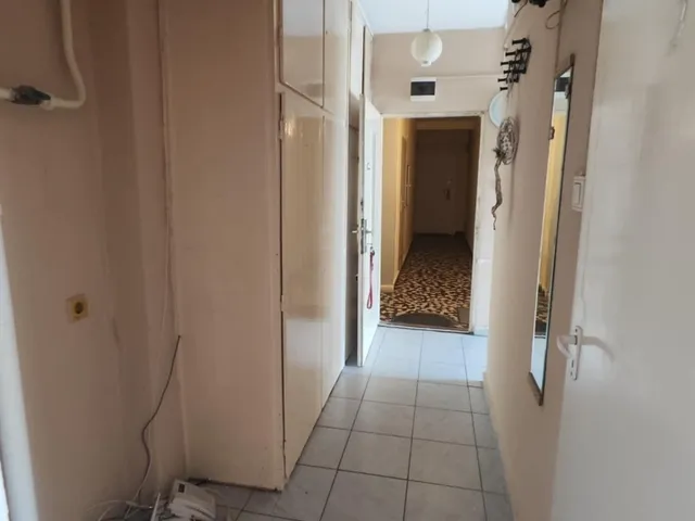 Kiadó lakás Pécs, Egyetemváros 47 nm