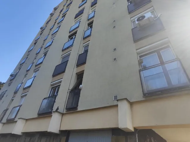 Kiadó lakás Pécs, Egyetemváros 47 nm