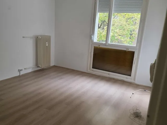 Kiadó lakás Pécs, Kertváros 35 nm