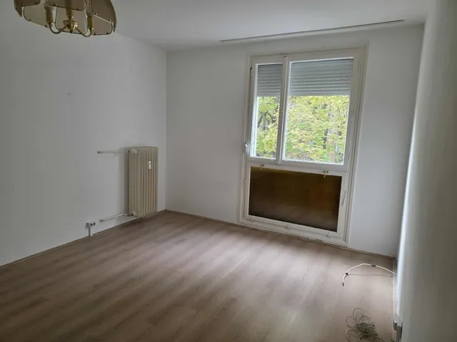 Kiadó lakás Pécs, Kertváros 35 nm