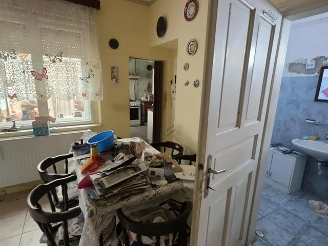 Eladó ház Pécs, Vasas 76 nm