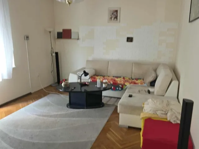 Eladó lakás Pécs, Uránváros 53 nm