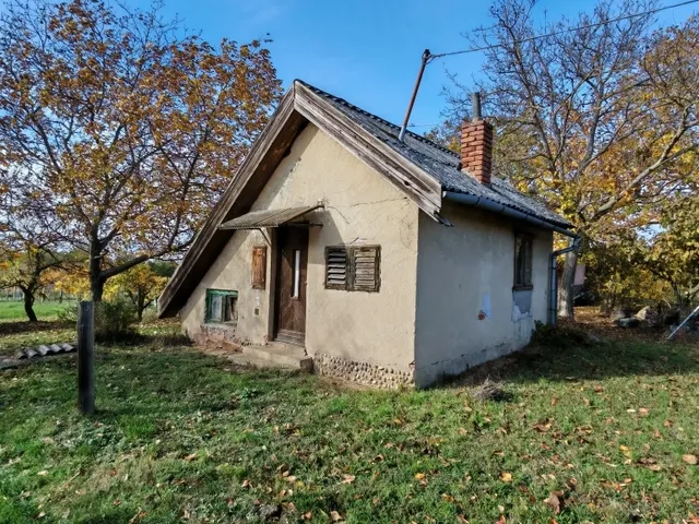 Eladó mezőgazdasági ingatlan Szigetvár 20 nm