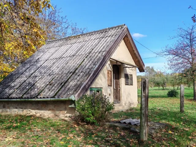 Eladó mezőgazdasági ingatlan Szigetvár 20 nm