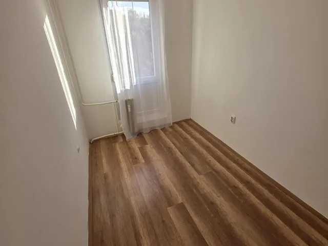 Eladó lakás Pécs, Kertváros 39 nm