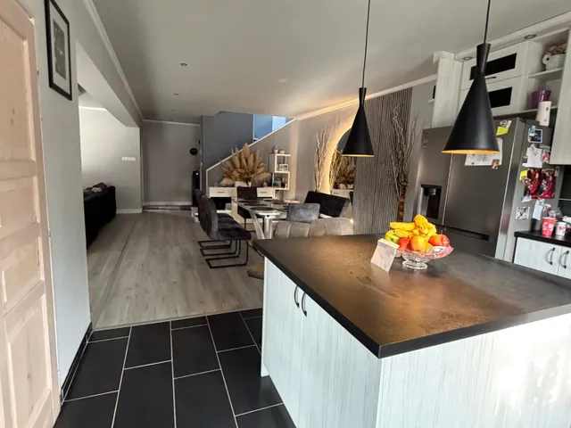 Eladó ház Kozármisleny 187 nm