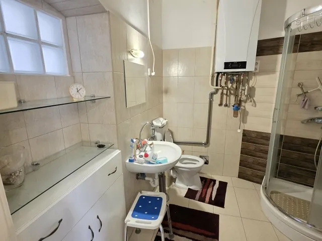 Eladó lakás Pécs, Belváros 77 nm