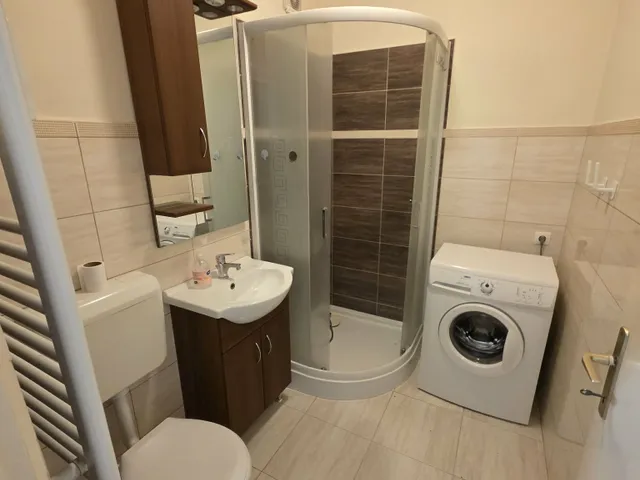 Eladó lakás Pécs, Uránváros 40 nm