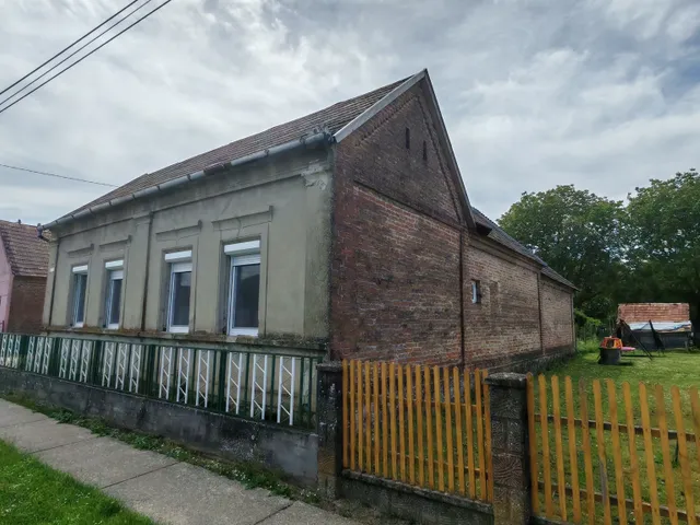 Eladó ház Szentborbás 65 nm