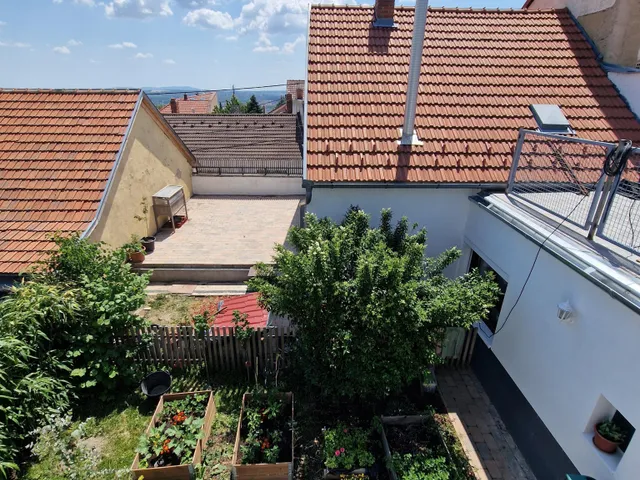 Eladó lakás Pécs, Mecsekoldal 105 nm