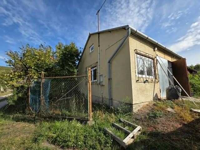 Eladó telek Pécs 1254 nm