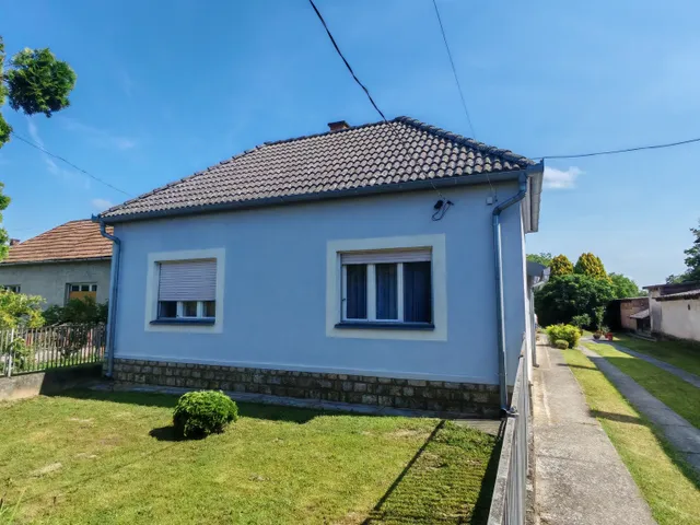Eladó ház Felsőszentmárton 133 nm