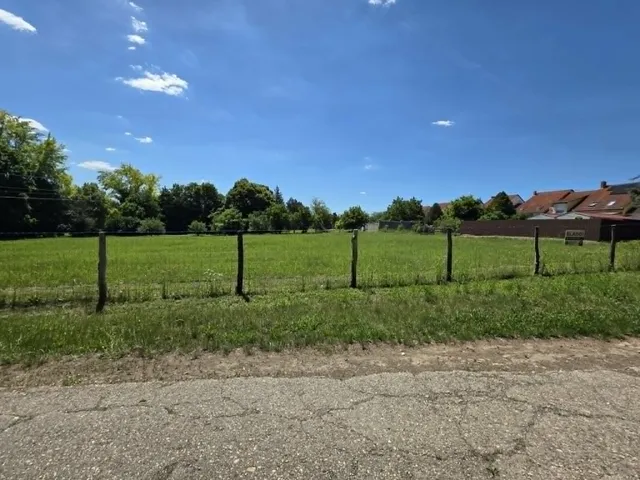 Eladó telek Pécs, Üszögpuszta 6084 nm