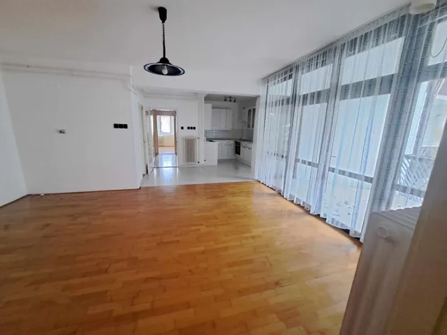 Kiadó lakás Pécs, Belváros 90 nm