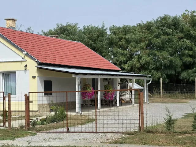 Eladó ház Csányoszró 65 nm