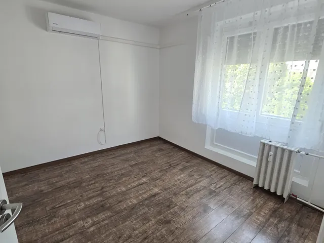 Kiadó lakás Pécs, Kertváros 52 nm