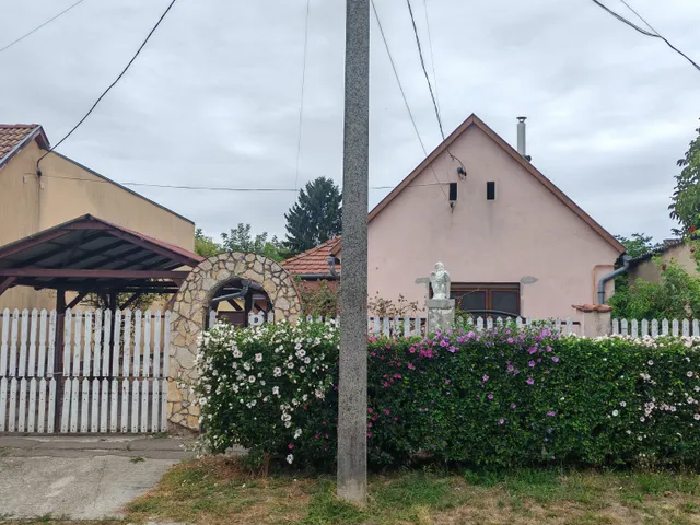 Eladó ház Szigetvár 96 nm