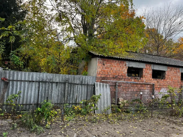 Eladó telek Kiskőrös 100 nm