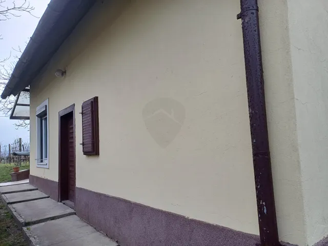 Eladó ház Töltéstava 35 nm