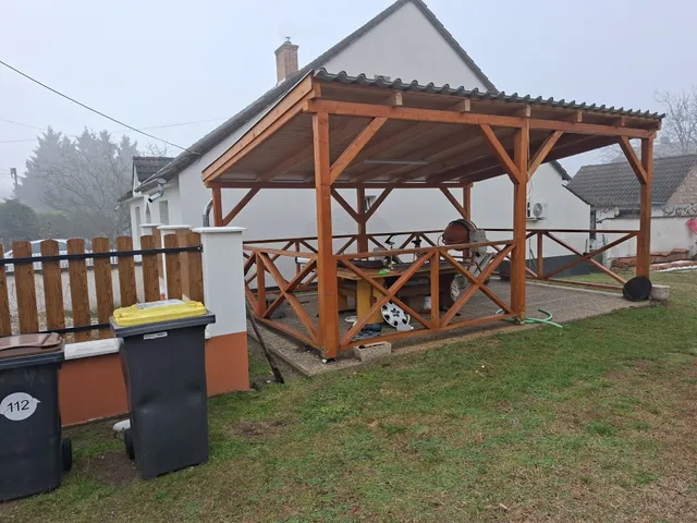 Eladó ház Gönyű 180 nm