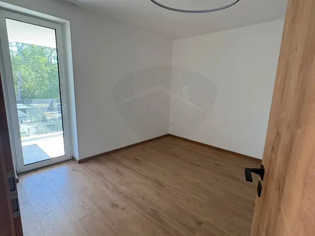 Kiadó lakás Győr, Révfalu 71 nm