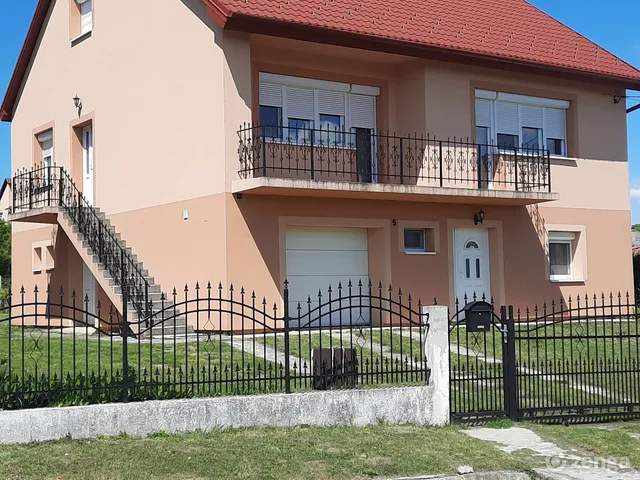 Eladó ház Várpalota, Loncsos 96 nm