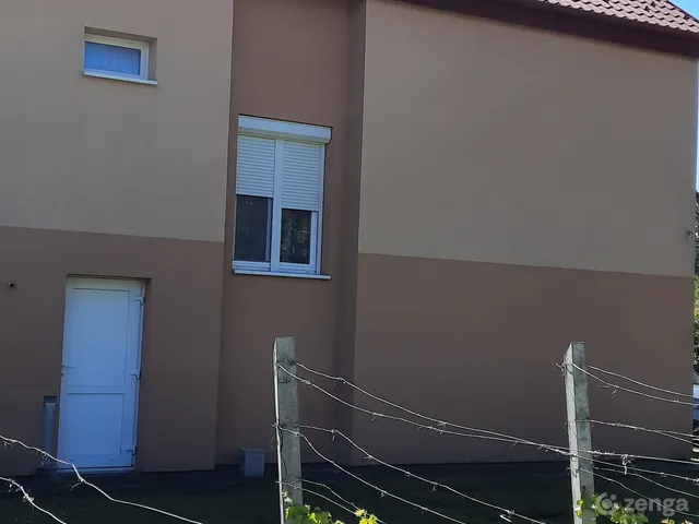 Eladó ház Várpalota, Loncsos 96 nm