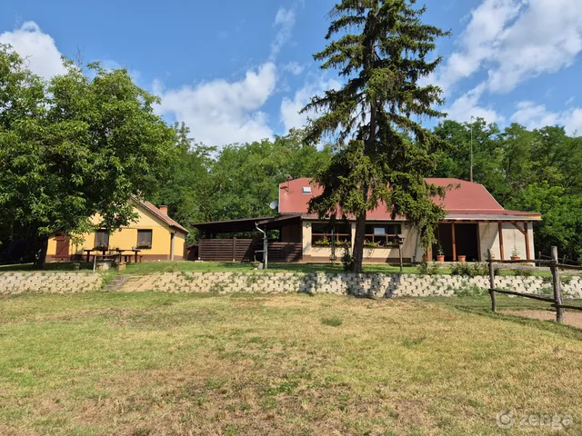 Eladó mezőgazdasági ingatlan Debrecen 3140 nm