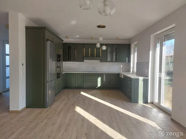 Eladó ház Szeged, Újszeged 138 nm